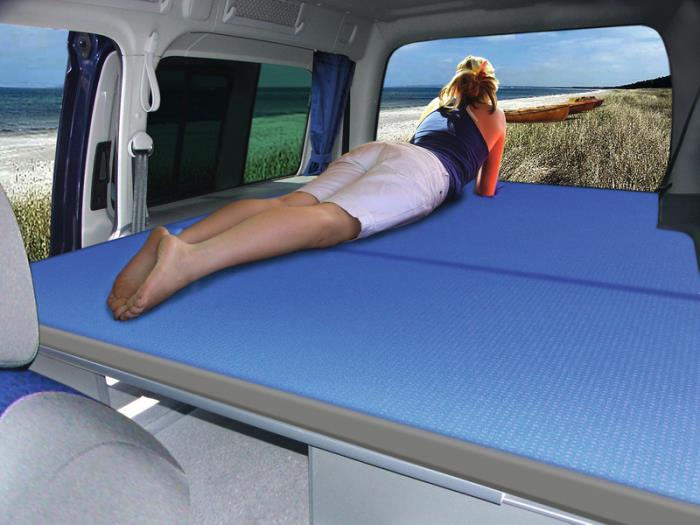 VW Caddy Maxi eftermonteret sengesystem 200 x 133 cm med skummadras + betræk