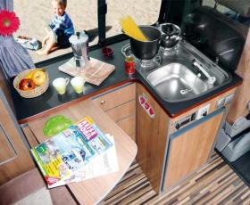 Køkkendel med skænk til Travel Style VW T5 kR