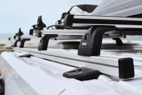 Longitudinal rails incl. mounting kit for roof rack with awning package