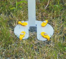 Fiamma fastening plate for awning supporting foot