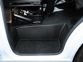 Doormat for entrance step Ford from model 2000
