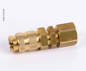 Plug coupling water