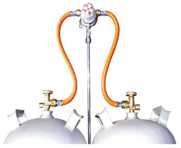 Multimatik 2-flaske system 50 mbar udgang 8 mm med testventil