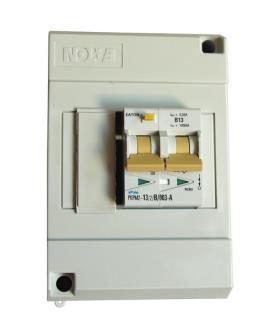 Fault-current circuit breaker witz 13A fuse