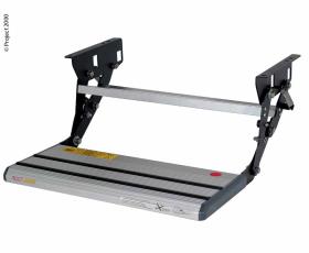 Manual step, aluminium with anti-slip rubber