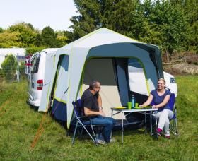 Quick set-up tent with hooked in sleeping tent