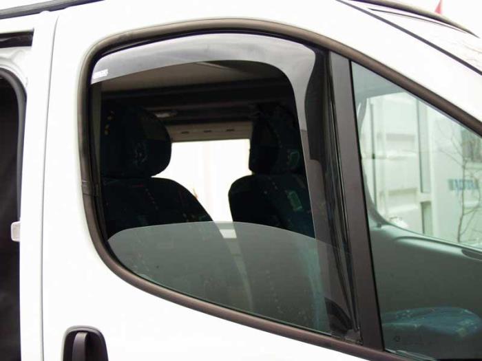 Wind deflector driver / passagerdør til Renault Trafic / Opel Vivaro fra 2001